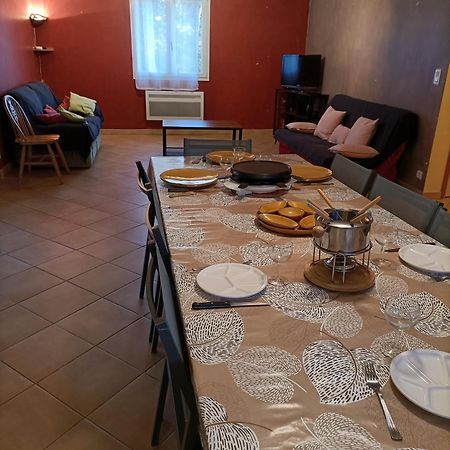 Вілла Les Git'Anes De Ponteves Екстер'єр фото